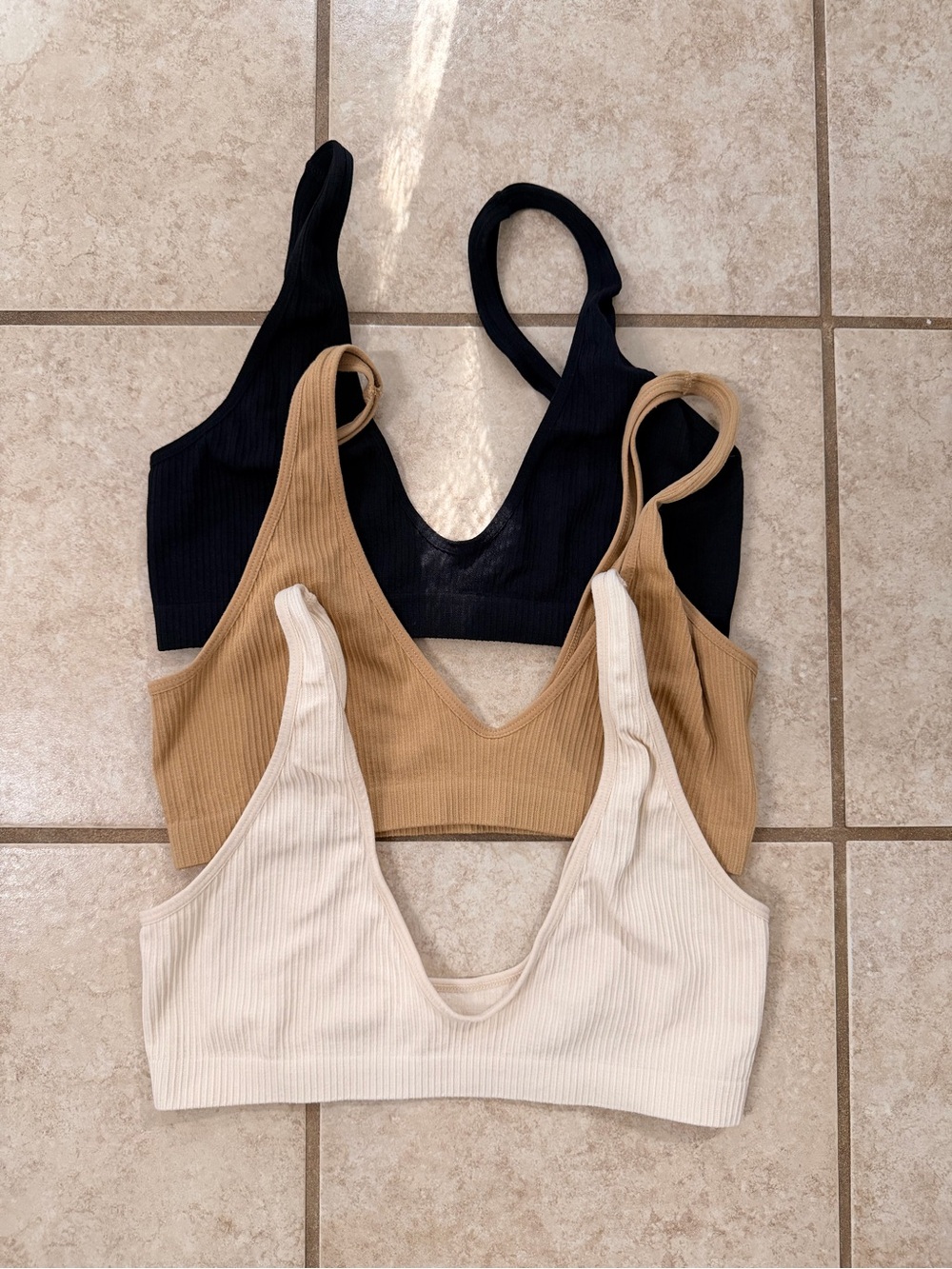 EUC Set of 3 Seamless Ribbed V-Neck Bralettes